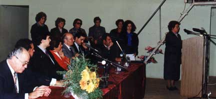 HOMENAGEM ÁS SENHORAS PROFESSORAS